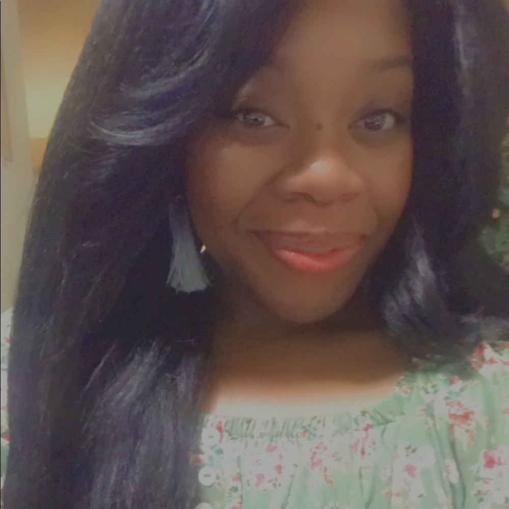 Meet your Posher, Bridget